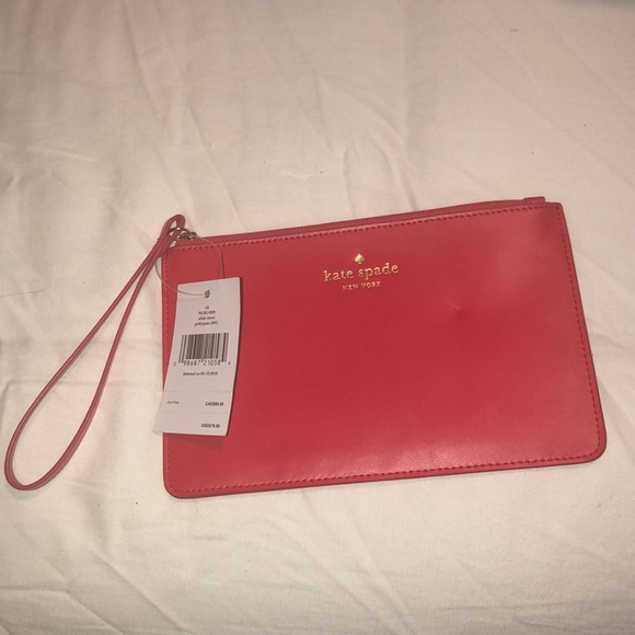 NWT Kate Spade Large wristlet in Red - Picture 6 of 8